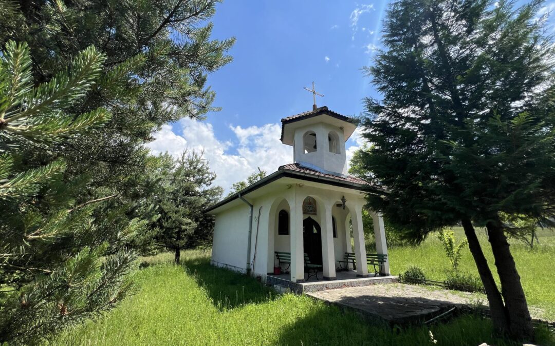 Историята на Параклиса „Света Богородица –Живоприемни източник” в Рибарица