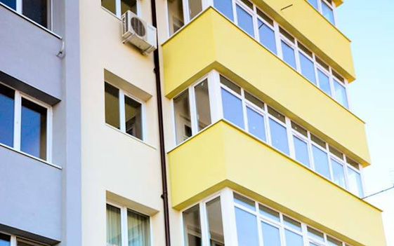 Ботевград санира, Етрополе празнува
