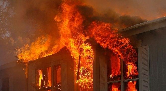 Във връзка със зачестилите пожари в жилищата на територията на община Етрополе